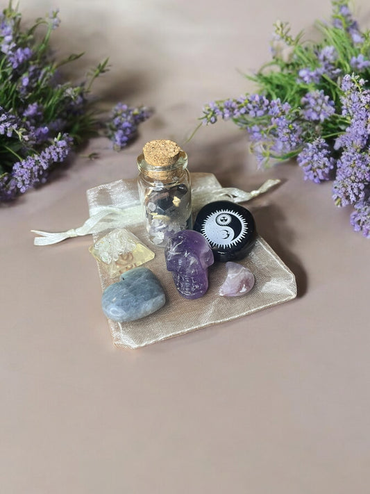 Protect + Deflect Mojo Bag – Crystal Charm Set for Energy Shielding, Aura Protection & Psychic Defense | Handmade Spiritual Armor Kit