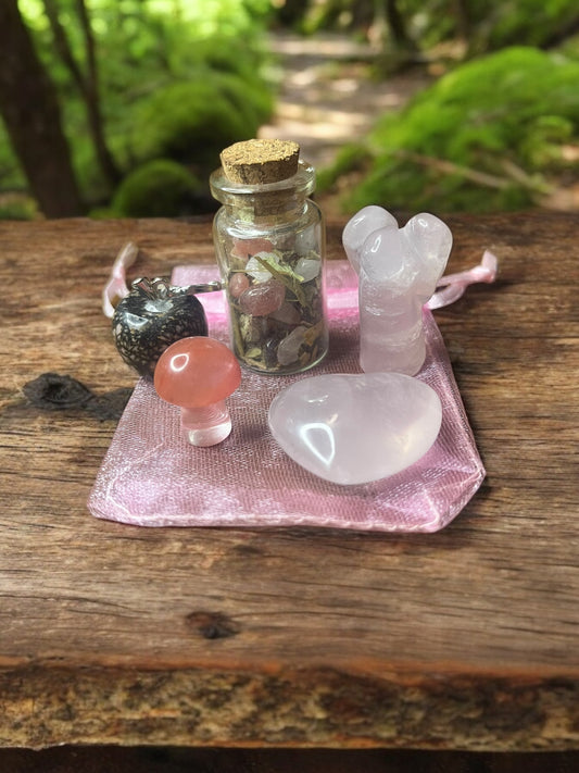 Love & Joy Mojo Bag – Crystal Charm Set for Heart Healing, Self-Love, and Emotional Uplift | Intention-Charged Ritual Kit