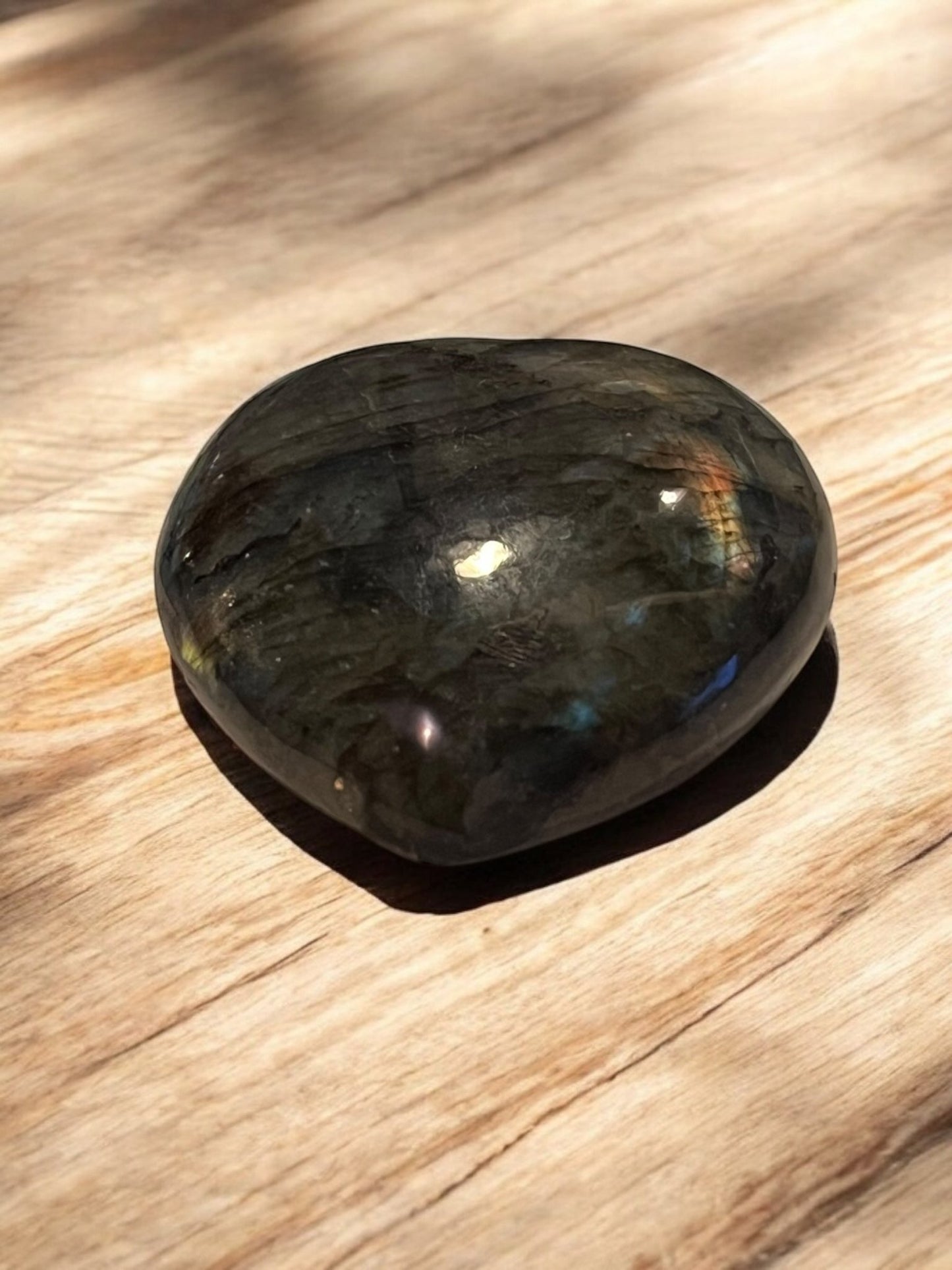 Flashy Labradorite Gemstone Heart (3.5” x 3”) – Radiant Crystal for Protection & Intuition - JoyfulBliss Co.