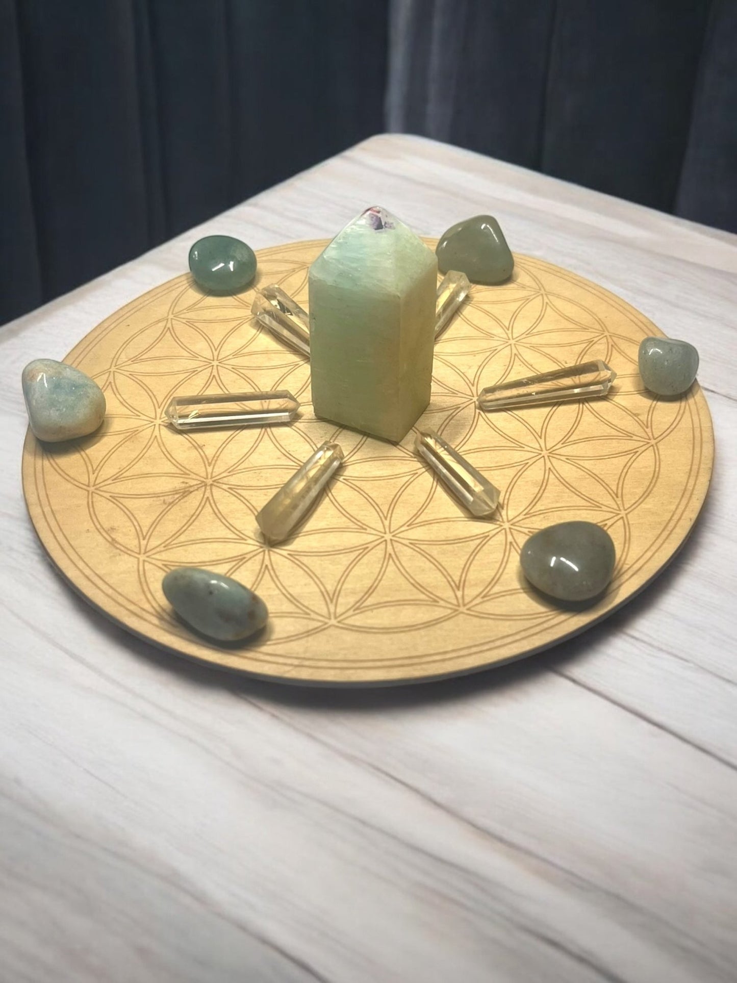 Flower of Life Crystal Grid – Amazonite, Quartz & Green Aventurine for Harmony & Abundance - JoyfulBliss Co.