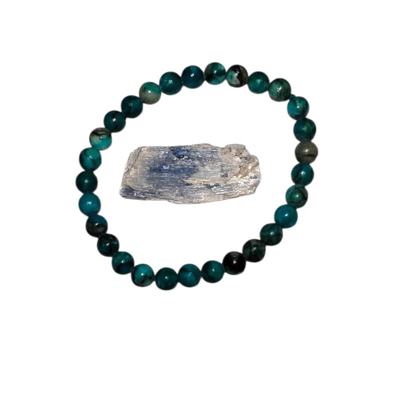 Blue Howlite 6mm Beaded Bracelet with Raw Kyanite Crystal – Calming & Communication Set