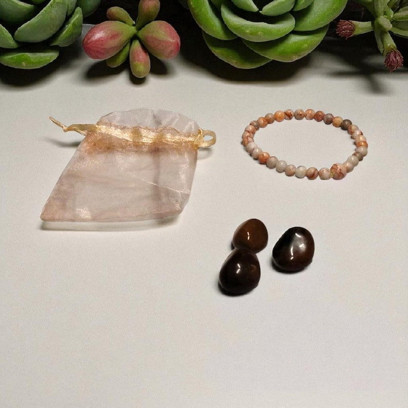 6mm Howlite Bracelet with 3 Fancy Jasper Tumbled Stones – Calming Energy, Balance & Stress Relief