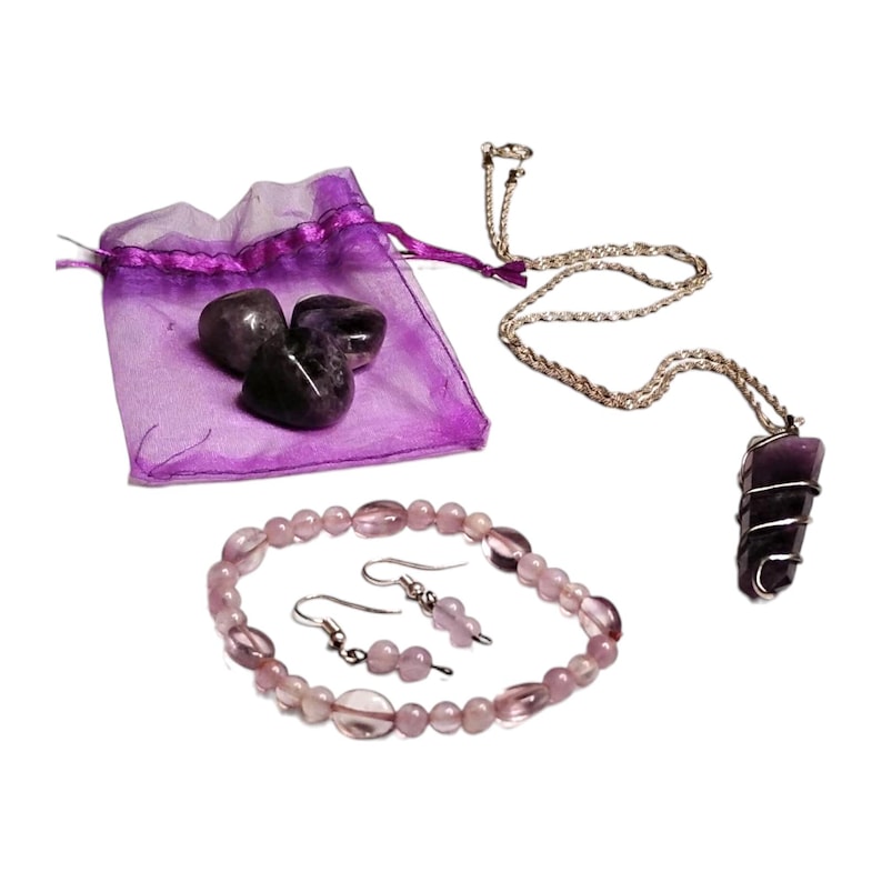 Amethyst Crystal Healing Jewelry Gift Set – Wire Wrapped Pendant, Bracelet, Earrings & Tumbled Stones