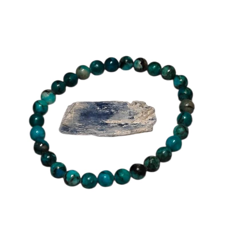 Blue Howlite 6mm Beaded Bracelet with Raw Kyanite Crystal – Calming & Communication Set