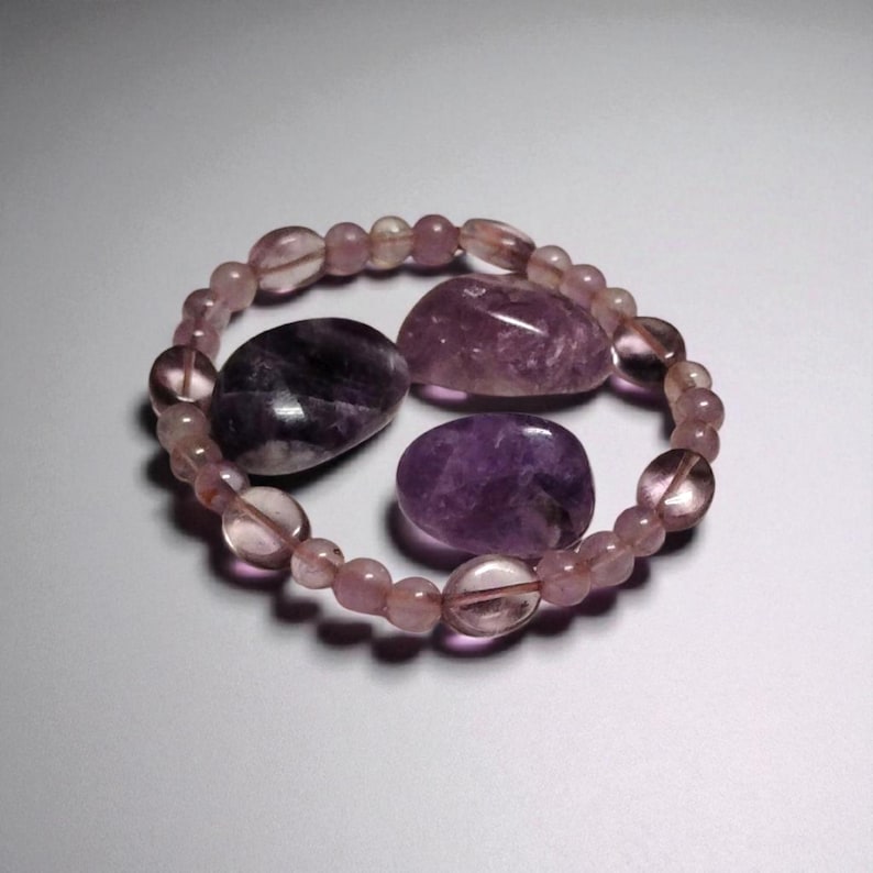 Amethyst Bracelet with 3 Amethyst Tumbled Stones – Calming & Spiritual Healing Crystal Set