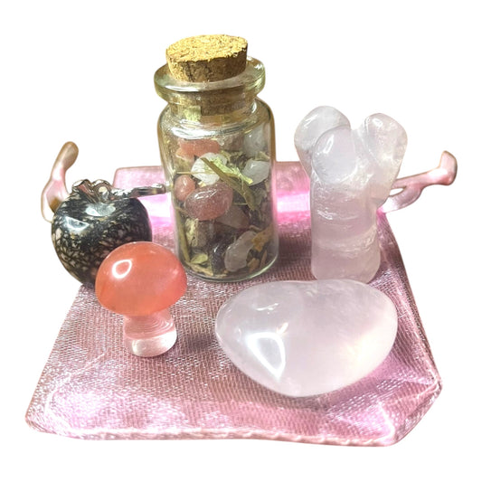 Love & Joy Mojo Bag – Crystal Charm Set for Heart Healing & Self-Love