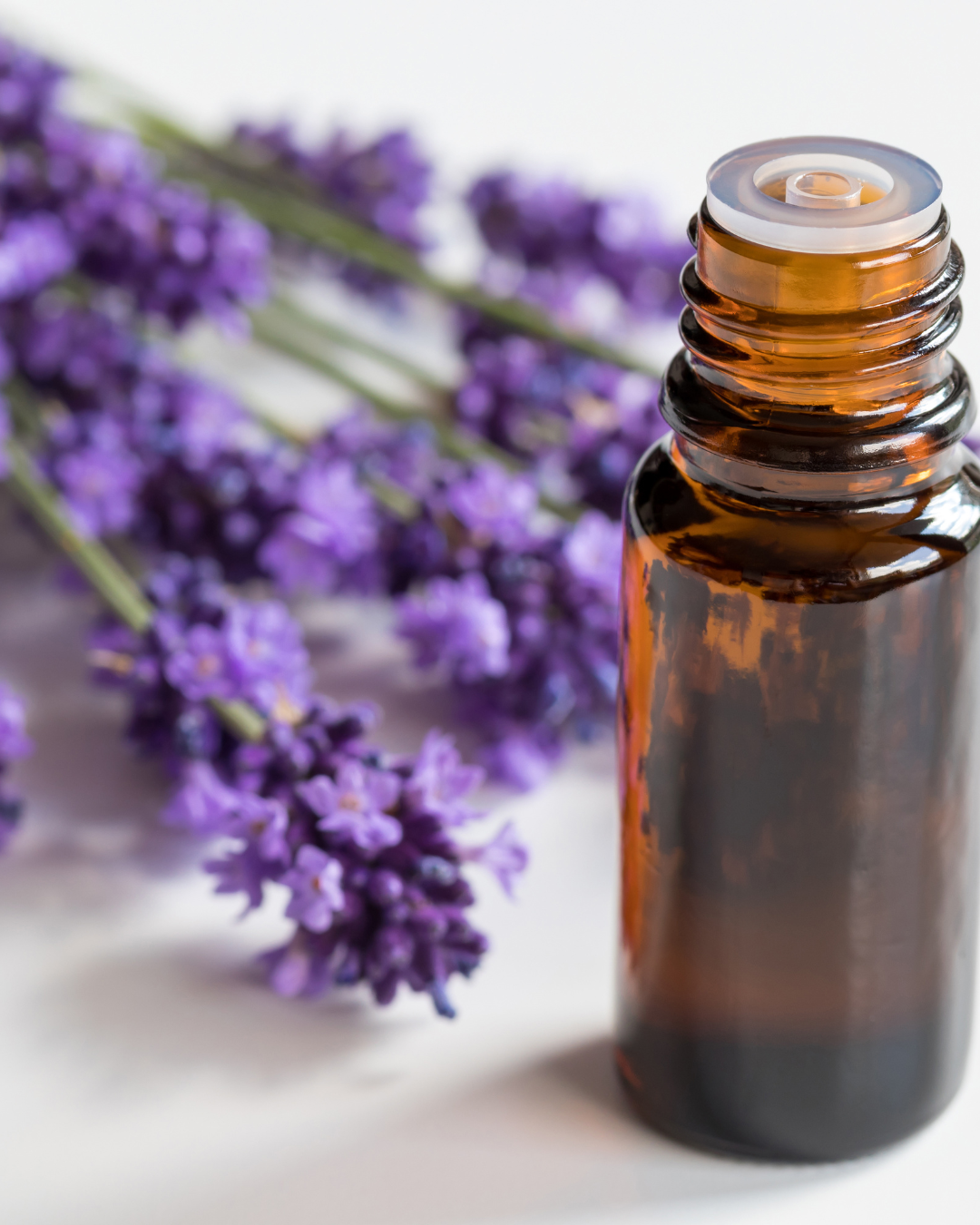 Restful Sleep Essential Oil Blend – Relaxing Night Aroma with Lavender, Vanilla, Chamomile, Sandalwood & Vetiver – Calming Natural Scent