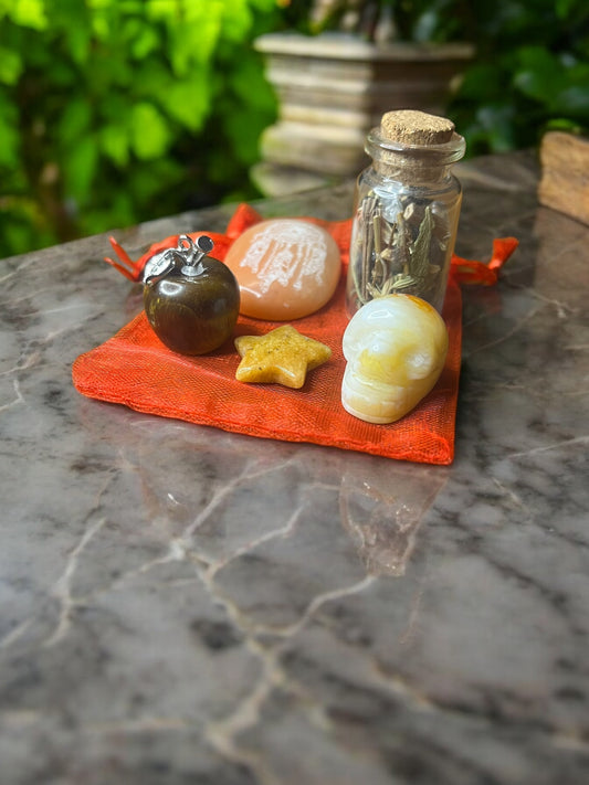 Strength + Courage Mojo Bag – Empowerment Crystal Set for Inner Power, Motivation & Grounding | Energy-Charged Protection Charm