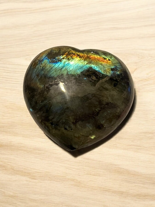 Flashy Labradorite Gemstone Heart (3.5” x 3”) – Radiant Crystal for Protection & Intuition - JoyfulBliss Co.