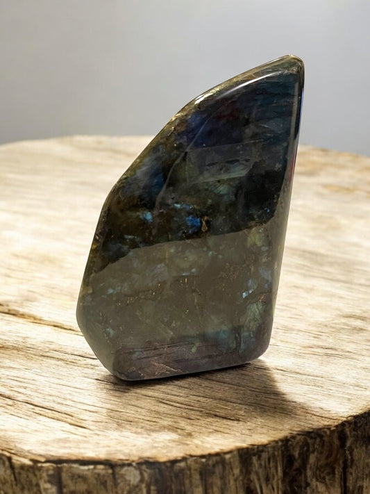 Labradorite Freeform Gemstone (4” x 3”) – Flashy Crystal - JoyfulBliss Co.