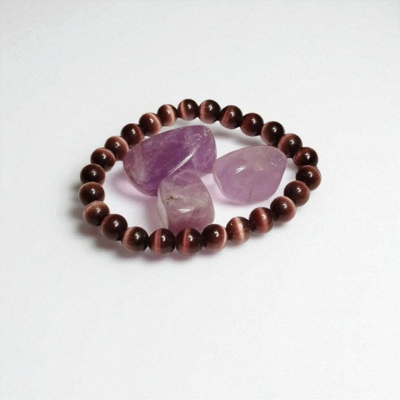 Purple Glass Cat’s Eye Bracelet with 3 Amethyst Tumbled Stones – Intuition, Protection & Spiritual Healing