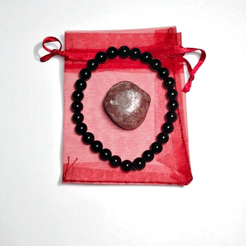 Garnet Beaded Bracelet with Rhodochrosite Stone – Passion, Love & Emotional Healing