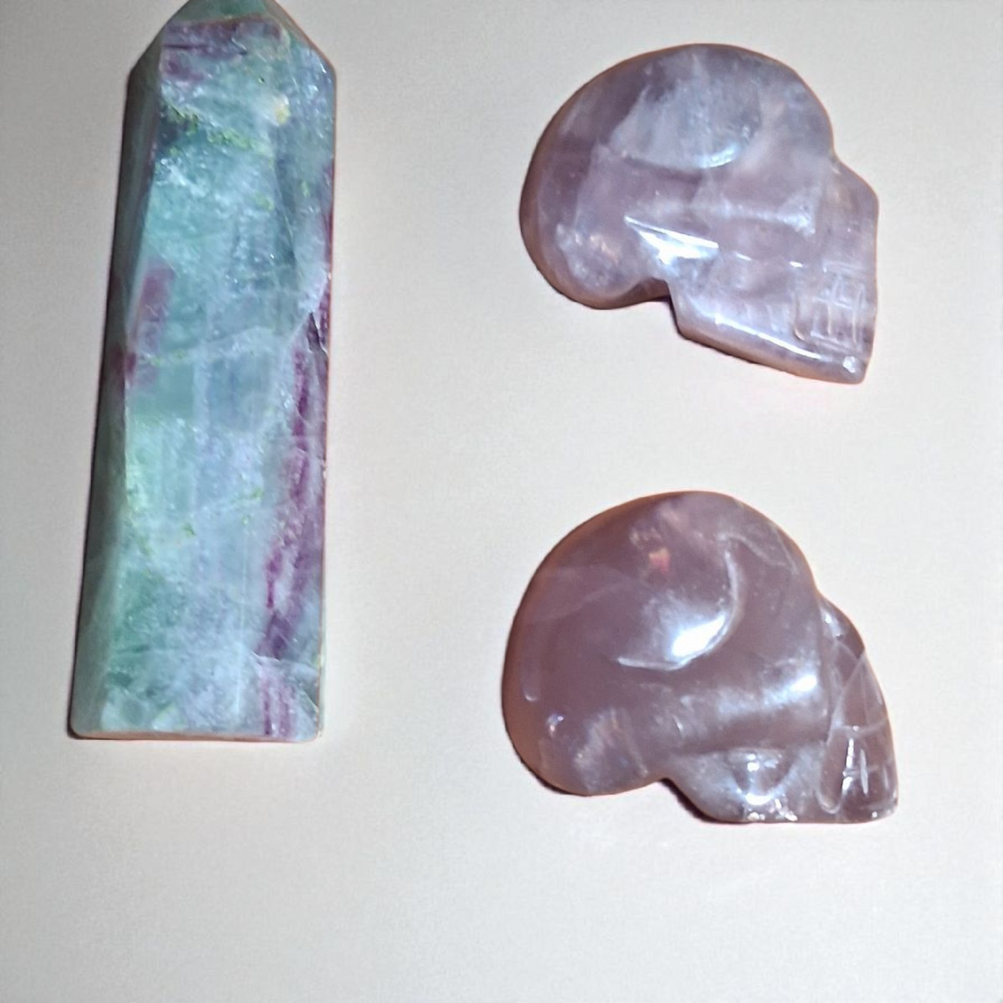 Green Fluorite Tower (4") & Two Purple Fluorite Crystal Skulls (2") – Healing Crystal Set