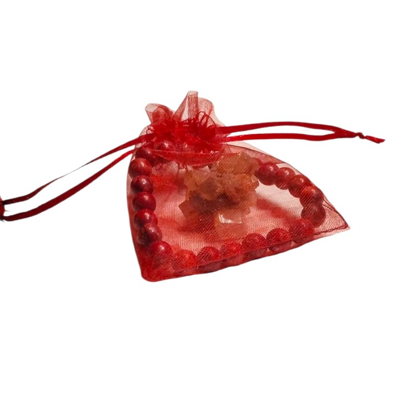 Red Agate (Dyed) Healing Bracelet with Natural Aragonite Cluster – Grounding, Stability & Energy Balance