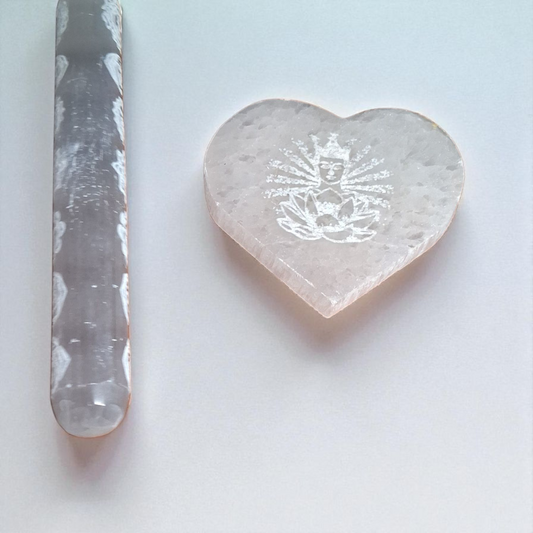 Selenite Engraved Chakra Wand (5") & Engraved Heart (3") – Crystal Energy Healing Set