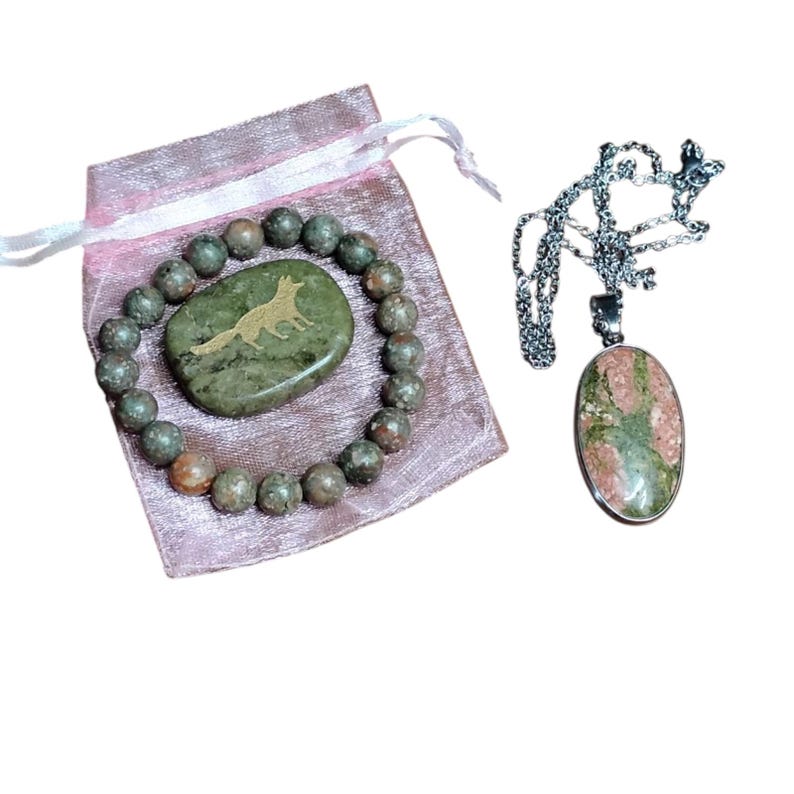 Unakite Crystal Jewelry & Totem Set Pendant Necklace, Beaded Bracelet , Engraved Fox Stone